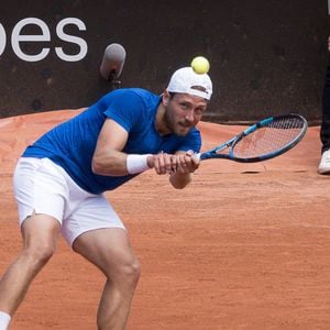 Le Français Lucas Pouille battu par l'Allemand Oscar Otte (6-3, 6-1) lors de l'Open Parc d'Auvergne Rhône Alpes à Lyon, le 16 mai 2022. 
© Sandrine Thesillat / Panoramic / Bestimage