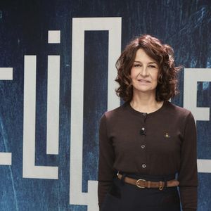 Exclusif - Valérie Lemercier, sur le plateau de Clique (Midi) présenté par M.Achour, et diffusé sur Canal + le 4 novembre 2025, à Paris, France, le 28 octobre 2025. © Jack Tribeca/Bestimage
