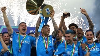 Ce footballeur star ouvre les portes de son penthouse de plus de 200m² avec terrasse et vue mer imprenable