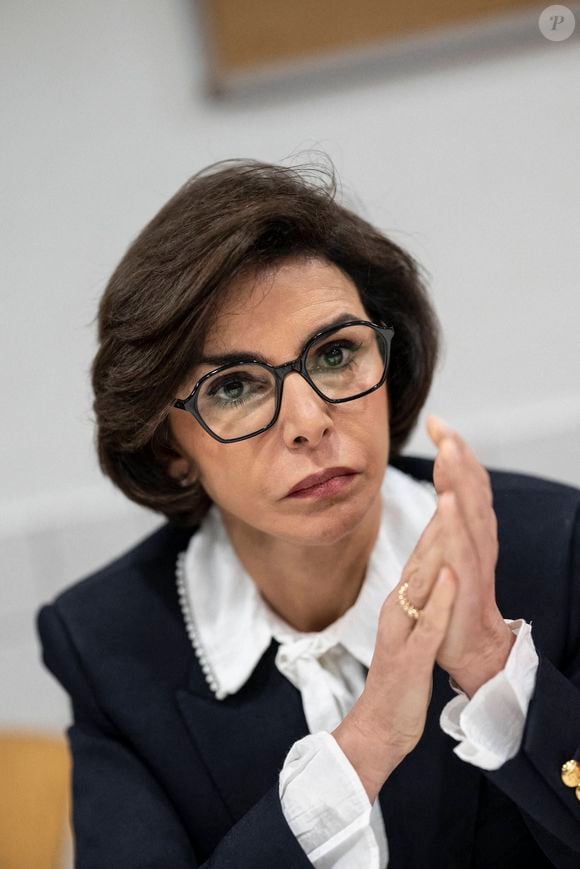 Dans "Legend", elle confie que sa fille a été victime d'une tentative d'enlèvement.

Rachida Dati fait un geste lors d'une visite au commissariat central du 9e arrondissement de Paris à l'occasion de la Journée internationale pour l'élimination de la violence à l'égard des femmes à Paris, le 25 novembre 2025. Photo by Eliot Blondet/ABACAPRESS.COM