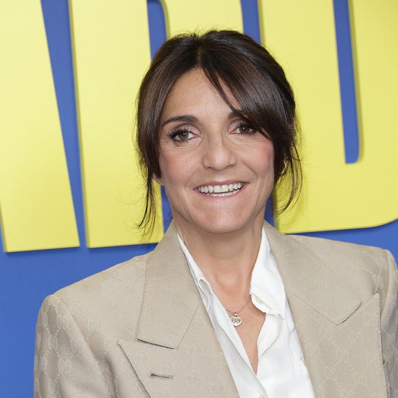 Les deux humoristes ont affiché des tenues aux couleurs parfaitement harmonisées.

Florence Foresti lors de la première du film "Une famille de bâtards" au cinéma Pathé Palace à Paris le 7 juin 2026. © Coadic Guirec / Bestimage