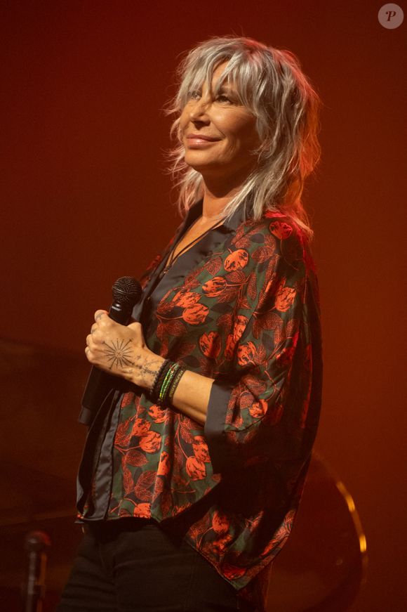 Zazie assistant à la cérémonie des Grands Prix de la Sacem 2024 organisée au théâtre Les folies Bergeres, à Paris, France, le 25 novembre 2024. Photo par Mireille Ampilhac/Abaca