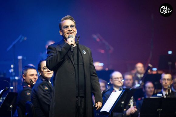 Le chanteur Florent Pagny se produit lors d'un concert de bienfaisance, « Sentinelles d’Un Soir », organisé par le gouverneur militaire de Paris au profit des Bleuets de France, des soldats blessés et des victimes du terrorisme, à la Salle Pleyel à Paris, en France, le 30 mai 2024. Photo de David Boyer/ABACAPRESS.COM