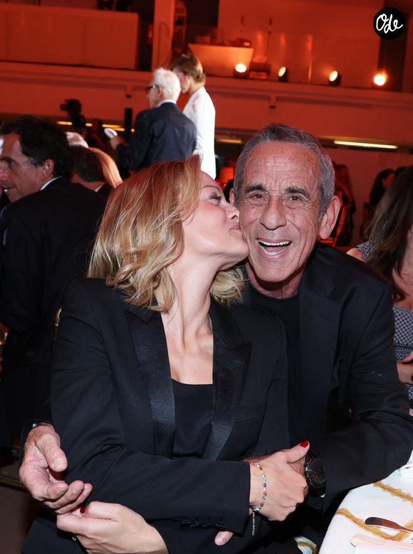 Lorsqu’elle pousse la porte de cet appartement, Audrey Crespo-Mara retrouve le décor imaginé par Thierry Ardisson.

Audrey Crespo-Mara et Thierry Ardisson - Soirée de gala "Heroes for Imagine" qui a permis de récolter dix millions d'euros au profit de la recherche contre les maladies génétiques à Paris le 23 septembre 2024
© Dominique Jacovides / Bestimage