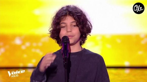 "Avec Matt, tu as un coach qui sait tirer le meilleur de ses talents. Il a déjà mené beaucoup de talents à la victoire, je pense que ce serait un très bon choix pour toi."

Capture d'écran TF1 (The Voice Kids)