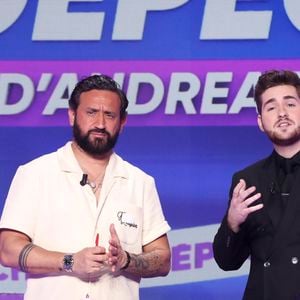 Mais ce départ ne signifie pas pour autant qu’on ne verra plus Andrea Bruche sur le petit écran. 

Cyril Hanouna, Andrea Bruche, sur le plateau de TBT9 (Tout beau tout n9uf), présenté par C.Hanouna, et diffusé en direct sur W9, à Paris, France, le 3 avril 2026. © Jack Tribeca/Bestimage