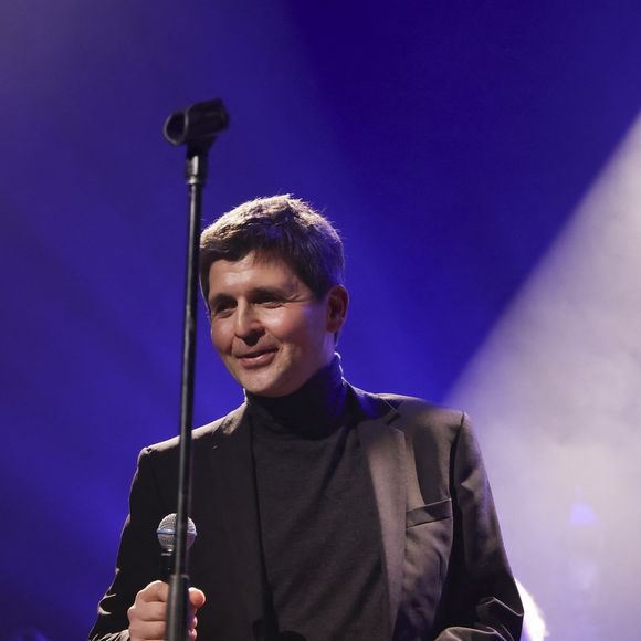 Thomas Sotto  - Concert d’Enrico Macias pour sa tournée La Fête Continue ! dans la salle de spectacle Le Dôme de Paris - Palais des Sports à Paris, France, le 15 mars 2025. © Jack Tribeca/Bestimage