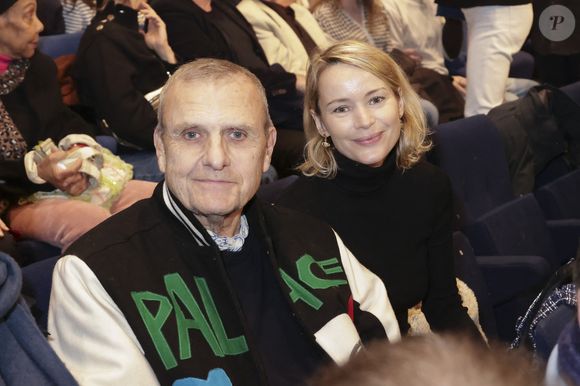 Jean-Charles de Castelbajac et sa femme Pauline de Drouas dans le public du concert de Hugues Aufray au Le Dôme de Paris - Palais des Sports le 9 novembre 2025.

© Jack Tribeca / Bestimage