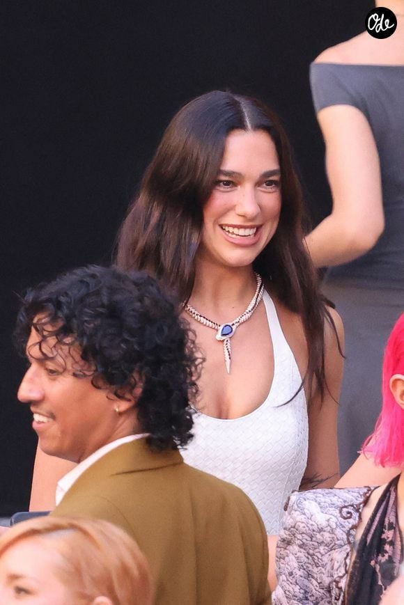La chanteuse Dua Lipa et l'acteur Callum Turner ont été photographiés avant leur fête de mariage sur la Piazza Croce Dei Vespri à Palerme, en Italie, le 5 juin 2026. Photo : Snapix/ABACAPRESS.COM