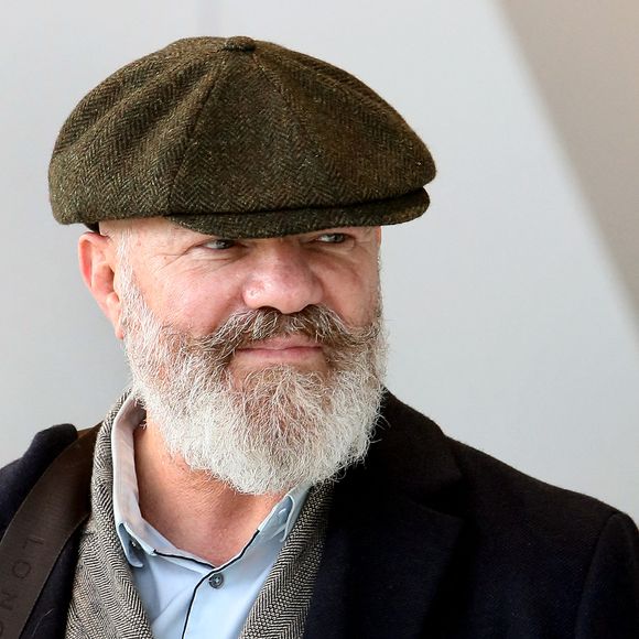 Exclusif - Le chef Philippe Etchebest se rend au salon professionnel des métiers de la bouche "Exphotel" à Bordeaux, France, le 21 novembre 2023, afin de rencontrer et se s'entretenir avec de jeunes chefs et talents des métiers de cuisine. © Patrick Bernard/Bestimage