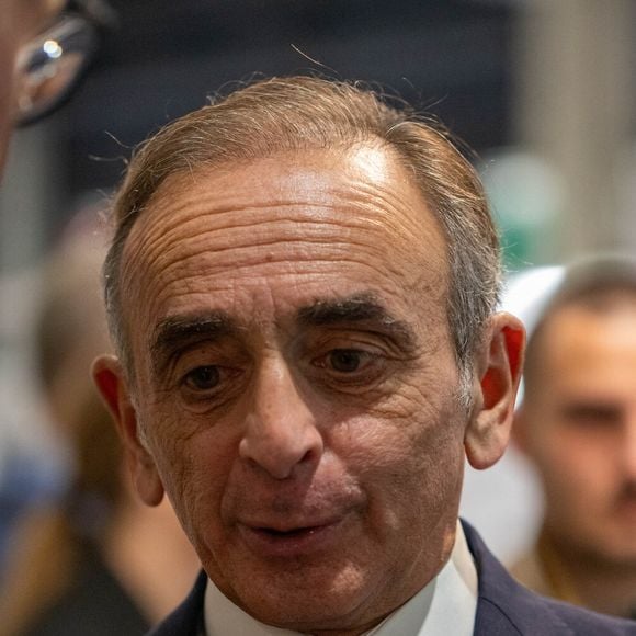 Eric Zemmour (Reconquête) lors de la première journée du Salon du Made in France (du 6 au 9 novembre), au Parc des Expositions Porte de Versailles, à Paris, France, le 6 novembre 2025. © Mickael Pinta/ZUMA Press Wire/Bestimage