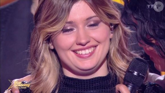 On a pu apprécier les performances des élèves au fil de la soirée, notamment avec un tableau exceptionnel sur un piano enflammé aux côtés de Santa. 


Charles et Marine dans la demi-finale de la Star Academy 2024, le 11 janvier 2025 sur TF1