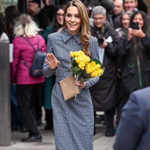 Londres, ROYAUME-UNI Catherine, princesse de Galles, part en visite à Anna Freud, une organisation caritative pour la santé mentale des enfants dont elle est la marraine. Photo par Zak Hussein / BACKGRID