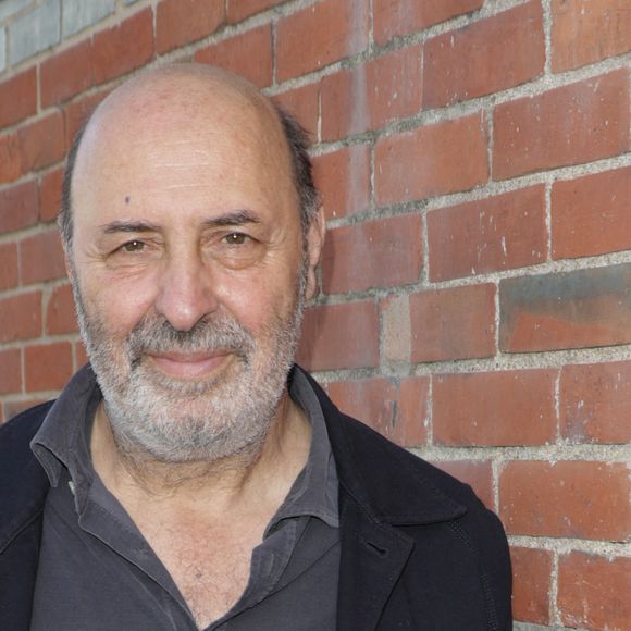 C'est le réalisateur de ce film culte, Cédric Klapisch, qui a parlé de leur histoire d'amour, dans un entretien qu'il a accordé à l'émission "Dans le rétro" de Canal +.

Cédric Klapisch  - Les célébrités prennent la pose lors la 4ème édition du festival du film de Demain à Vierzon, France, le 6 juin 2025. © Coadic Guirec/Bestimage