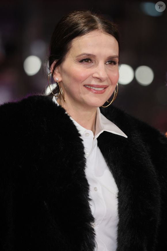 17 février 2026, Berlin, Allemagne : Juliette Binoche assiste à la première de " Queen At Sea " lors du 76e Festival international du film de la Berlinale au Berlinalepalast à Berlin, Allemagne, le 17 février 2026. Photo : Alec Michael (Credit Image : © Alec Michael via ZUMA Press)