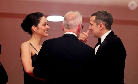 Thierry Frémaux, Marion Cotillard et Guillaume Canet - Descente des marches du film " Karma " lors du 79ème Festival International du Film de Cannes, le 15 mai 2026. © Jacovides-Moreau / Bestimage

Descente des marches du film " Karma " lors du 79ème Festival International du Film de Cannes le 15 mai 2026.