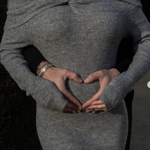 Stéphanie Clerbois et Nikola Lozina ont annoncé attendre leur premier enfant ensemble.

Nikola Lozina et Stephanie Clerbois annoncent attendre un enfant. Capture Instagram