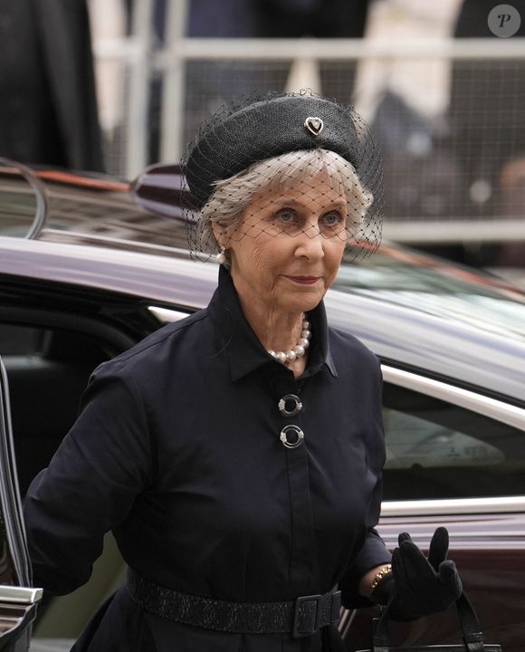 Les membres de la famille royale arrivent aux funérailles de Katharine, duchesse de Kent, qui ont eu lieu à la cathédrale de Westminster le 16 septembre 2025. © PA Photo/ Bestimage