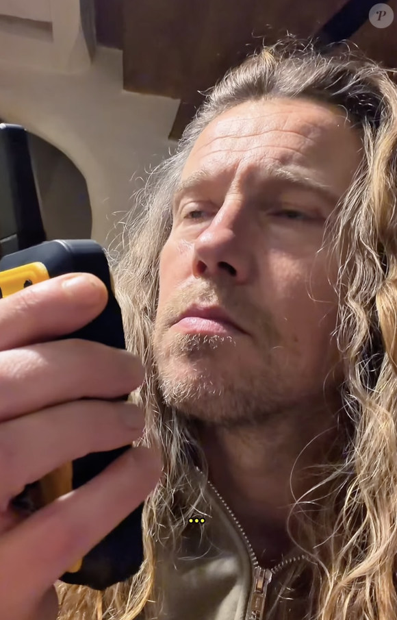 Julien Doré partage une vidéo tendre et amusante avec son fils de 4 ans.

Capture d'écran du compte Instagram de Julien Doré.

Photo : Instagram