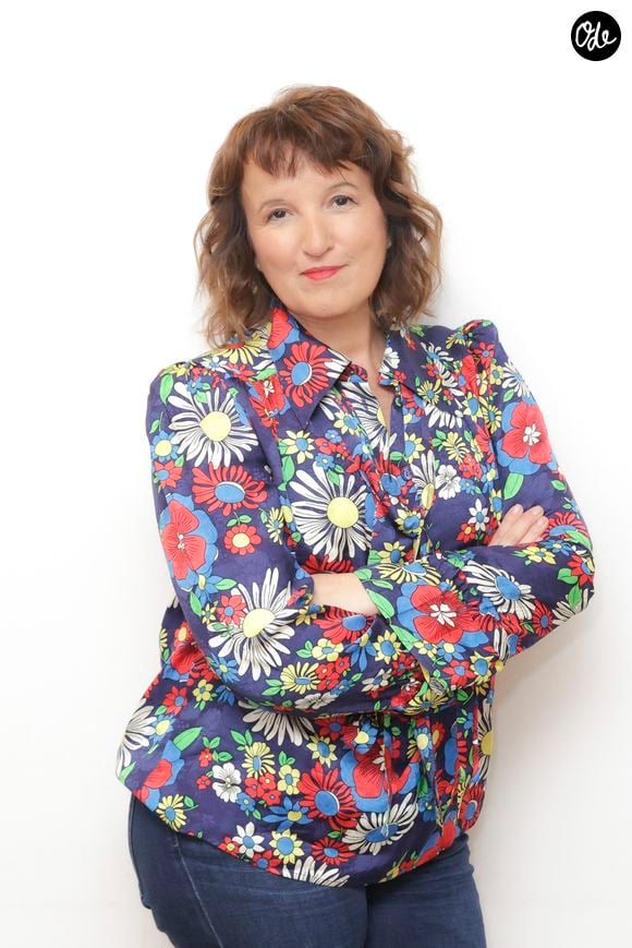 Anne Roumanoff - Anne Roumanoff pose en marge de sa venue à l’émission TPMP People - Paris le 17/02/2023 - © Jack Tribeca / Bestimage