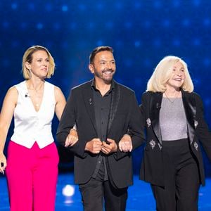 Exclusif - Lorie (Laure Pester), Kamel Ouali et Michèle Torr lors de l'enregistrement de l'émission "La Boîte à secrets", présentée par F.Bollaert et diffusée le 3 octobre 2025 sur France 3, dans les studios du Lendit à Saint-Denis, Seine Saint-Denis, France, le 9 septembre 2025. © Pierre Perusseau/Bestimage