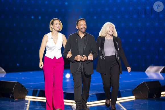 Exclusif - Lorie (Laure Pester), Kamel Ouali et Michèle Torr lors de l'enregistrement de l'émission "La Boîte à secrets", présentée par F.Bollaert et diffusée le 3 octobre 2025 sur France 3, dans les studios du Lendit à Saint-Denis, Seine Saint-Denis, France, le 9 septembre 2025. © Pierre Perusseau/Bestimage