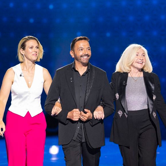 Exclusif - Lorie (Laure Pester), Kamel Ouali et Michèle Torr lors de l'enregistrement de l'émission "La Boîte à secrets", présentée par F.Bollaert et diffusée le 3 octobre 2025 sur France 3, dans les studios du Lendit à Saint-Denis, Seine Saint-Denis, France, le 9 septembre 2025. © Pierre Perusseau/Bestimage