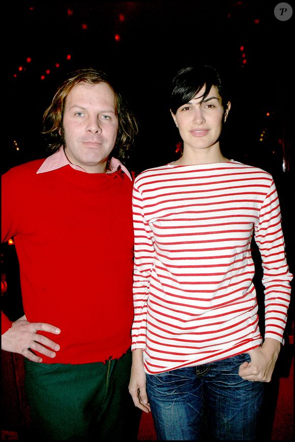 Helena Noguerra, chanteuse et comédienne, a partagé sa vie avec le chanteur Philippe Katerine pendant dix ans, de 1999 à 2008.

Exclusif - Helena Noguerra et Philippe Katherine.
Bestimage