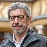 Michel Cymes a trouvé refuge dans un village au "patrimoine pittoresque" dans l'un des départements les plus boisés de France