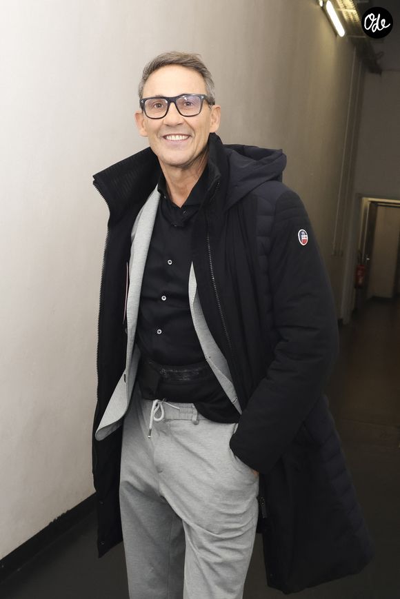 Julien Courbet, en backstage de l’émission "TPMP" La dernière sur C8, présentée par C.Hanouna et diffusée en direct sur C8, Paris, France, le 27 février 2025.

© Jack Tribeca / Bestimage