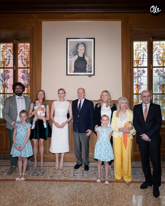 Charlene de Monaco est allée à la rencontre de Anna Ella Carlevaris, la 10 000ème citoyenne de la Principauté. Capture d'écran Instagram
