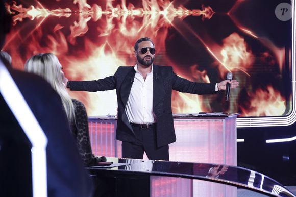 Exclusif - Cyril Hanouna, sur le plateau de l’émission « TPMP » La dernière sur C8,  présentée par C.Hanouna et diffusée en direct sur C8, Paris, France, le 27 fevrier 2025. © Jack Tribeca / Bestimage