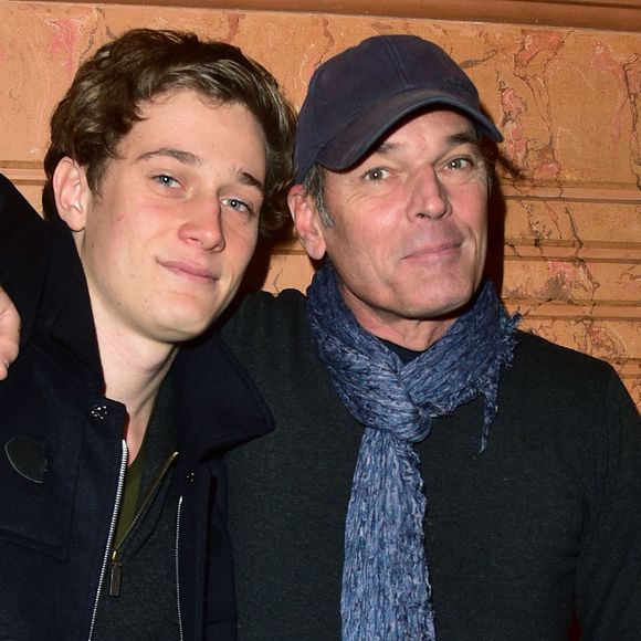 Il s'appelle Benjamin
Laurent Baffie et son fils Benjamin Baffie pour la pièce "Toc toc" - Soirée de présentation de l'événement théâtral du début de l'année 2016 au théâtre Le Palace à Paris, le 30 novembre 2015. © Giancarlo Gorassini/Bestimage