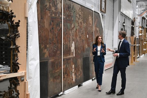 Catherine Kate Middleton, princesse de Galles, est en visite à la V&A East Storehouse à Londres le 10 juin 2025

© Eddie Mulholland / Pool / Burton via Bestimage