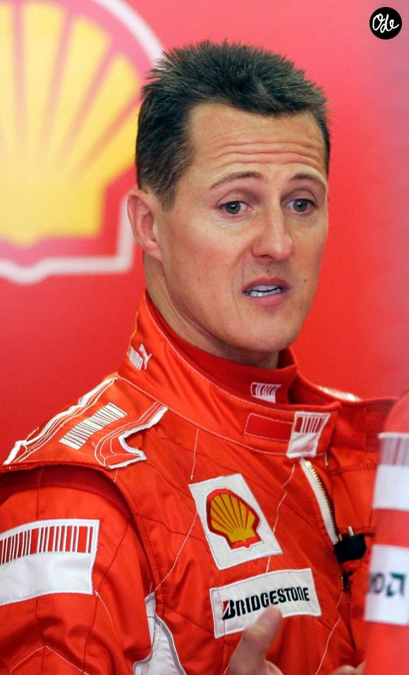 Sa famille protège depuis avec beaucoup de soin les informations concernant son état de santé, mais Jean Todt fait partie des rares proches qui continuent à lui rendre régulièrement visite.

Michael Schumacher lors d'essais au volant d'une nouvelle Ferrari de Formule 1, à Barcelone. © KADENA PRESS / BESTIMAGE