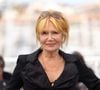 L’actrice a été diagnostiquée à l’âge de 60 ans.

Clémentine Célarié lors du photocall du film « Si Tu Penses Bien » (Think Good) au 79e Festival international du film de Cannes, en France, le 16 mai 2026. © Jacovides-Moreau/Bestimage