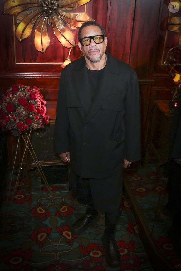 Seulement 50 personnes auront le droit à ce moment privilégié avec l'artiste.

JoeyStarr (Joey Starr) lors de la soirée Omar Harfouch "Dîner chez Maxim's" à Paris le 9 octobre 2024.
© Perusseau / Tribeca / Bestimage