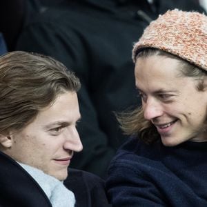 Pierre Sarkozy, Jean Sarkozy dans les tribunes lors du match de Champions League "PSG - Galatasaray (5-0)" au Parc des Princes à Paris, le 11 décembre 2019. © Cyril Moreau/Bestimage