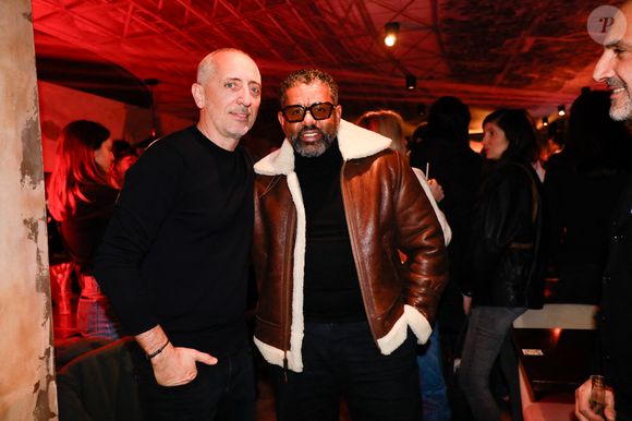 Exclusif - Gad Elmaleh et Youssef Hajdi -  Le célèbre humoriste Gad Elmaleh a inauguré lundi 3 février 2025 Le Vig’s, un tout nouveau Comedy Club situé sur le Vieux-Port de Marseille.
© Franz Chavaroche / Bestimage