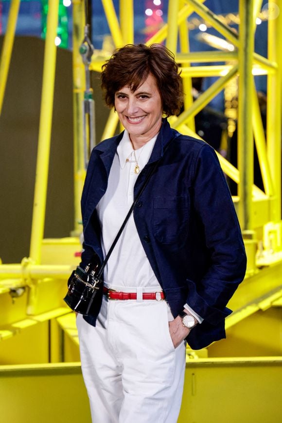 Inès de La Fressange au photocall du défilé Chanel Collection Femme Prêt-à-Porter Automne/Hiver 2026-2027 lors de la Fashion Week de Paris (PFW) au Grand Palais, à Paris, France, le 9 mars 2026. © Olivier Borde/Bestimage