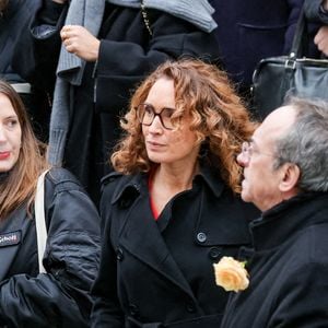 Marie-Sophie Lacarrau - Sortie des obsèques de Catherine Laborde en l’église Saint-Roch à Paris, le 6 février 2025. Décédée le 28 janvier 2025 à l'âge de 73 ans, l'ancienne présentatrice météo de TF1 (1988 - 2017) était atteinte de la maladie neurodégénérative à corps de Lewy. 
© Jacovides - Moreau / Bestimage