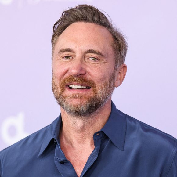 Les clichés montrent notamment David et Cathy Guetta réunis avec leurs deux enfants malgré leur séparation survenue il y a plus de dix ans.

David Guetta lors de la 52e cérémonie des American Music Awards, organisée au MGM Grand Garden Arena, le 25 mai 2026, à Paradise, dans l'agglomération de Las Vegas, au Nevada.

© Backgrid USA / Bestimage