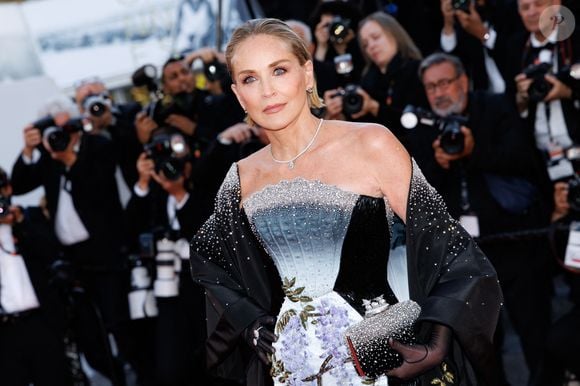 Sharon Stone - Montée des marches du film " Fjord " lors du 79ème Festival International du Film de Cannes, le 18 mai 2026. © Jacovides-Moreau / Bestimage