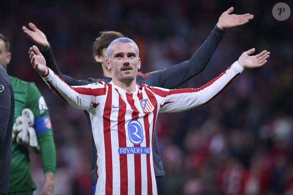 Antoine Griezmann de l'Atlético de Madrid célèbre la victoire dans le match retour des barrages de la Ligue des Champions 2025/2026, © Alterphotos / PsnewZ / Bestimage