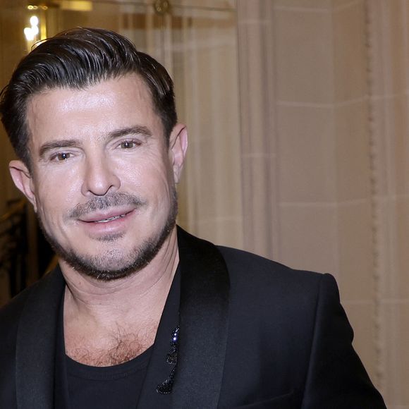 Il partagera la scène avec Laurent Ruquier dans une comédie écrite par ce dernier.

Vincent Niclo à la 48ème édition de la soirée de gala "The Best Awards" à l'hôtel George V Four Seasons à Paris, le 26 janvier 2026.

© Cédric Perrin / Bestimage