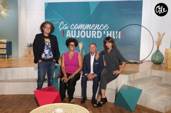 Elle est aussi mère de deux enfants.

Exclusif - Laurent Karila, Amina Yamgnane, Marc Geiger, Faustine Bollaert - - La nouvelle saison de l'émission "ça commence aujourd'hui" sur France 2.

Paris le 1er septembre 2023.

© Jack Tribeca / Bestimage