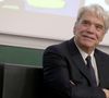 Saisi afin d'éponger les dettes de Bernard Tapie, l'hôtel particulier sera mis à prix 9 millions d'euros, bien que la valeur de la demeure est plutôt estimée aux alentours de 18 millions d'euros, rapporte "Le Parisien".
Exclusif - Bernard Tapie, nouveau parrain des étudiants en médecine, en compagnie de sa femme Dominique et de Christian Estrosi (maire de Nice) participe à la rentrée solennelle de la faculté de médecine de Nice, le 22 novembre 2018. Franck Fernandes / Nice Matin / Bestimage