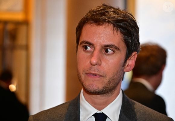 À tout juste 36 ans, qu'il a fêtés le 16 mars dernier, il a su très vite tirer son épingle du jeu.
Gabriel Attal au dîner annuel du CCAF (Conseil de coordination des associations arméniennes de France) à l'hôtel du collectionneur à Paris le 11 mars 2025
© Christian Liewig / Bestimage