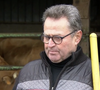 "Elle a gardé sa maison, mais elle n'habite pas loin, à 18 km. Elle est un peu chez moi et chez elle" a-t-il confié.
Gilles dans "L'amour est dans le pré" - émission diffusée sur M6