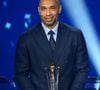 Mais il a fait des investissements pour continuer à gagner de l'argent 

L'ancien footballeur français Thierry Henry lors du tirage au sort de la phase de ligue de l’édition 2026-2027 de la Ligue des champions au Grimaldi Forum de Monaco, le 27 août 2026. © Bruno Bebert/Bestimage